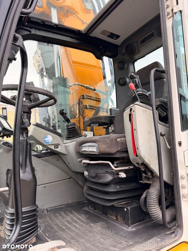 Liebherr A918 Compact - 9
