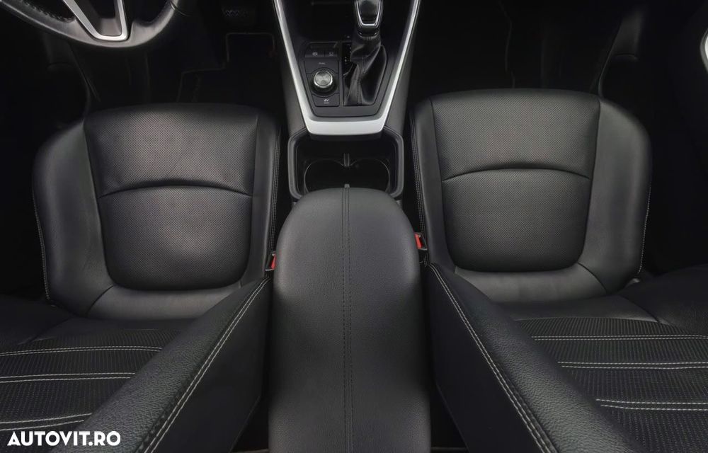 Toyota RAV4 2.5 4x4 Lounge - 19