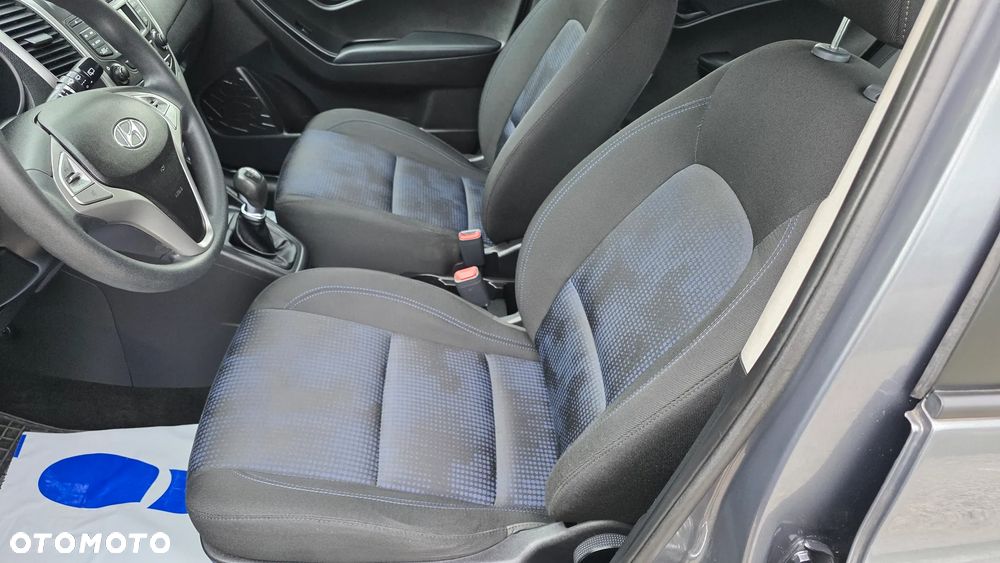 Hyundai ix20 1.4 blue Comfort - 12