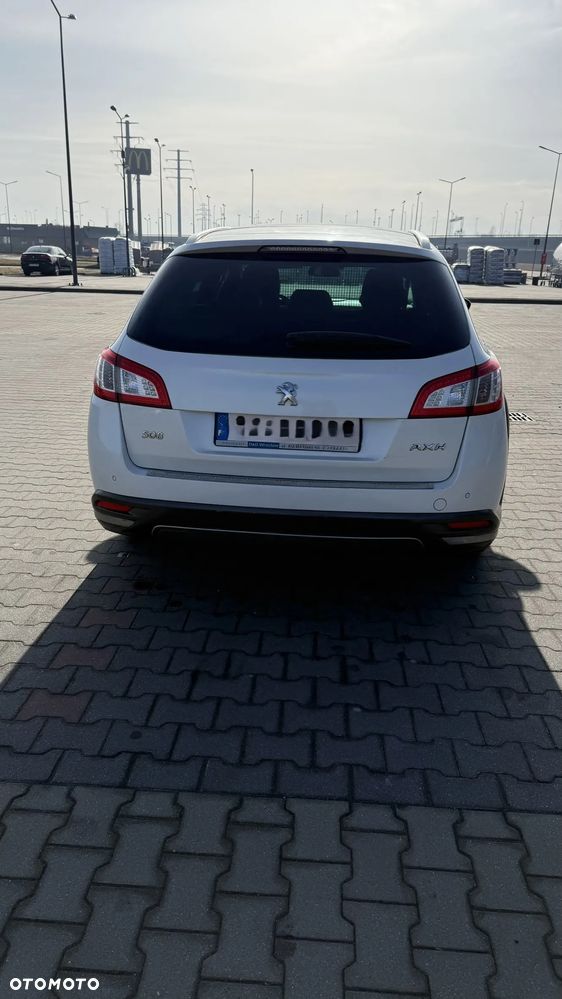Peugeot 508 RXH Hybrid4 - 4