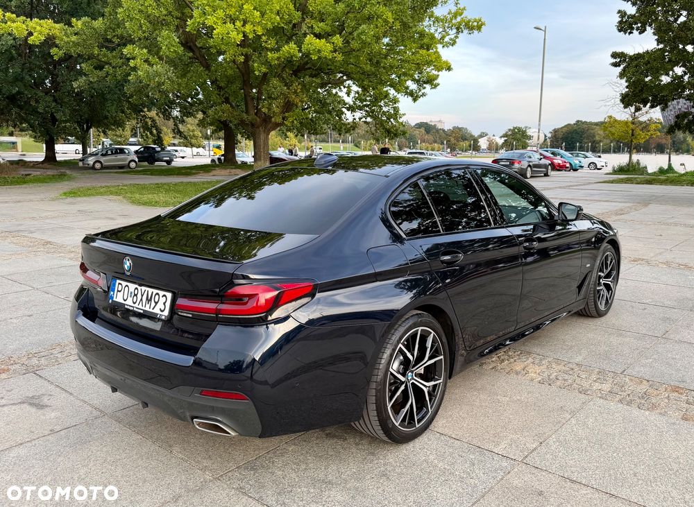 BMW Seria 5 520d xDrive MHEV M Sport sport - 3