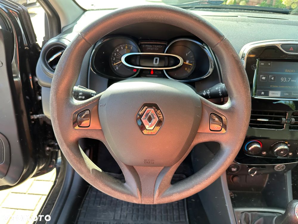 Renault Clio - 8