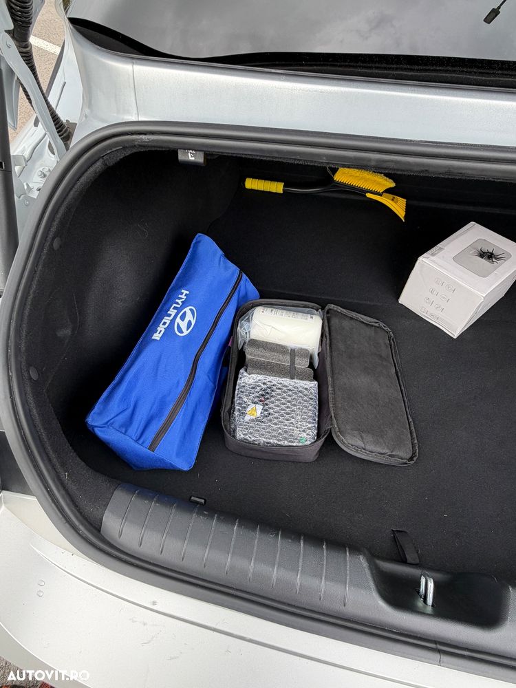 Hyundai IONIQ 6 - 17