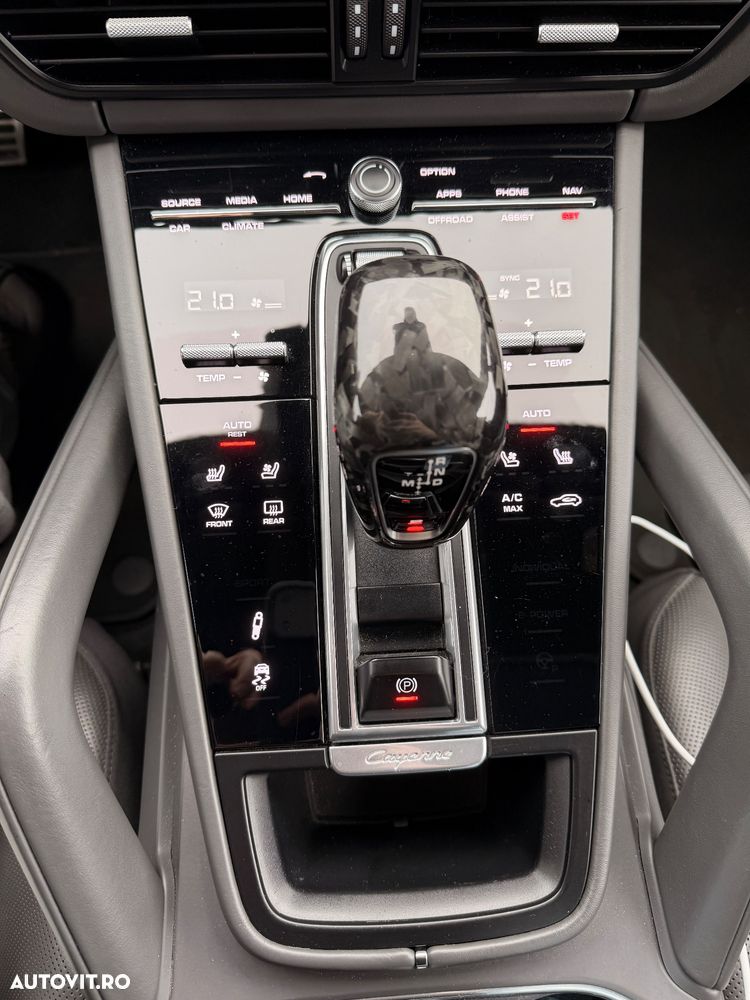 Porsche Cayenne - 11