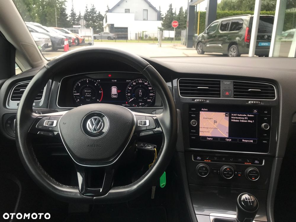 Volkswagen Golf 1.6 TDI BMT Comfortline - 22