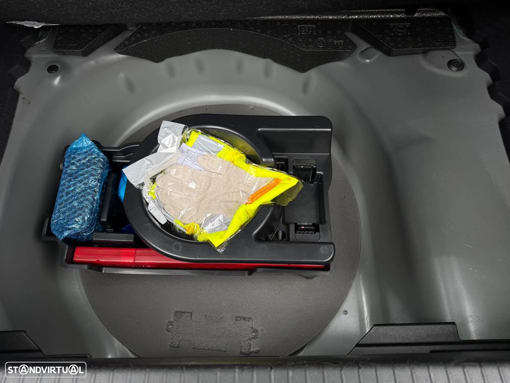 Opel Corsa 1.2 T Edition - 36