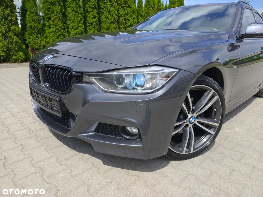 BMW Seria 3 320d xDrive Sport - 39