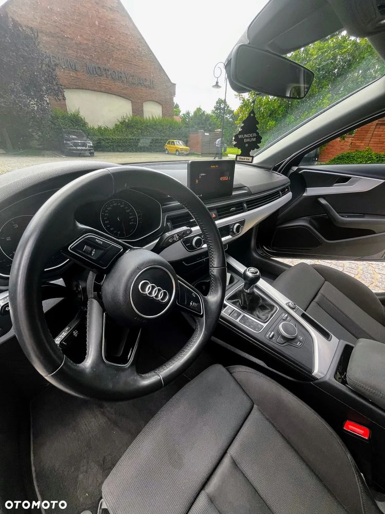 Audi A4 Avant - 15