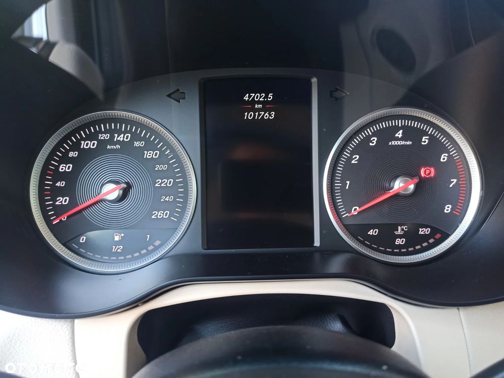 Mercedes-Benz GLC - 2