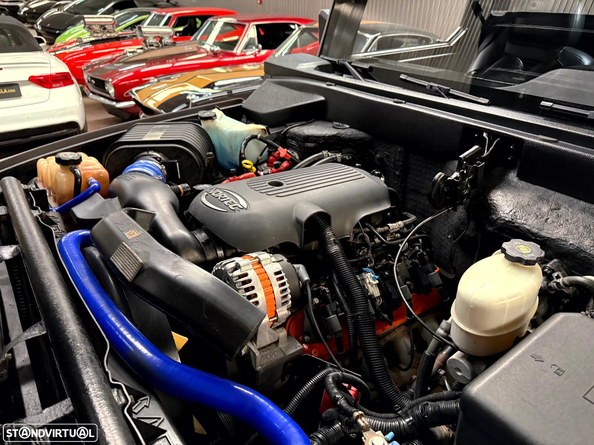 Hummer H2 Slantaback Custom 6.0 V8 - 53