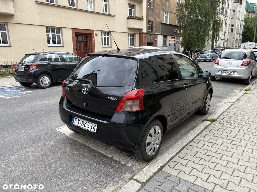 Toyota Yaris 1.0 Luna A/C - 14