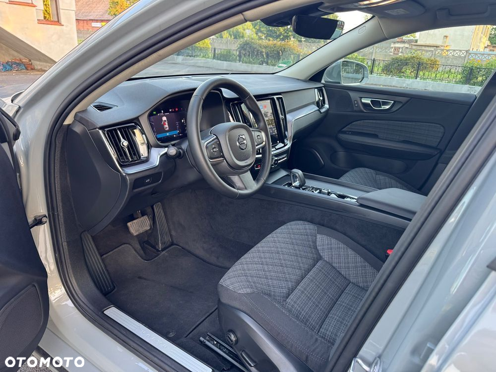 Volvo V60 B3 B DKG Core - 30