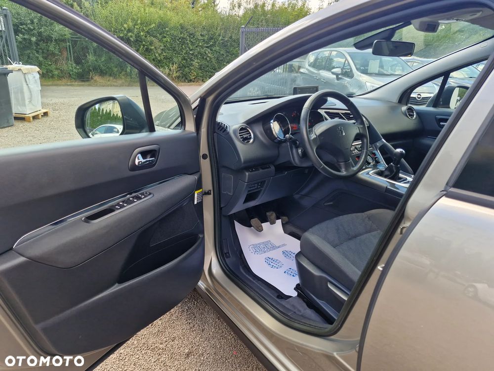 Peugeot 3008 1.6 Premium - 11