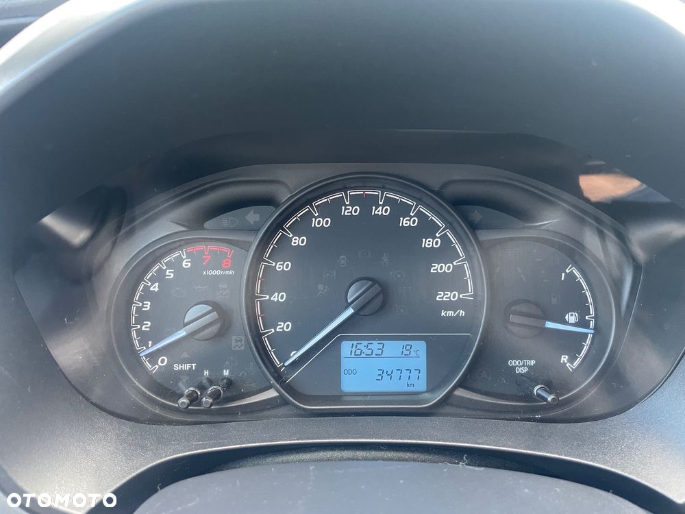 Toyota Yaris 1.0 Active - 8