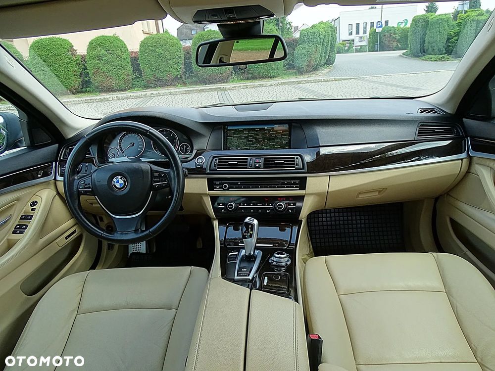BMW Seria 5 520d - 36