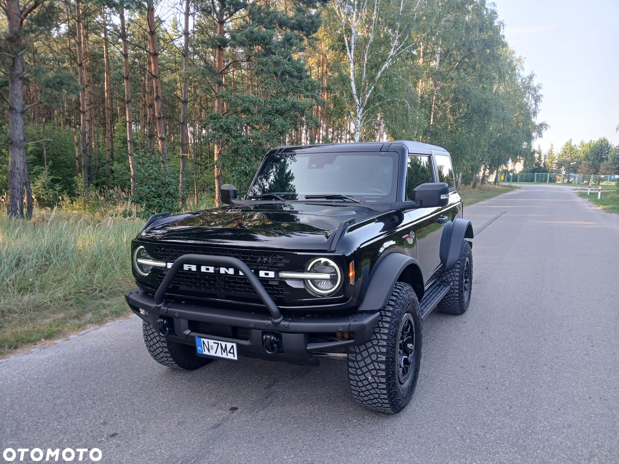 Ford Bronco - 4