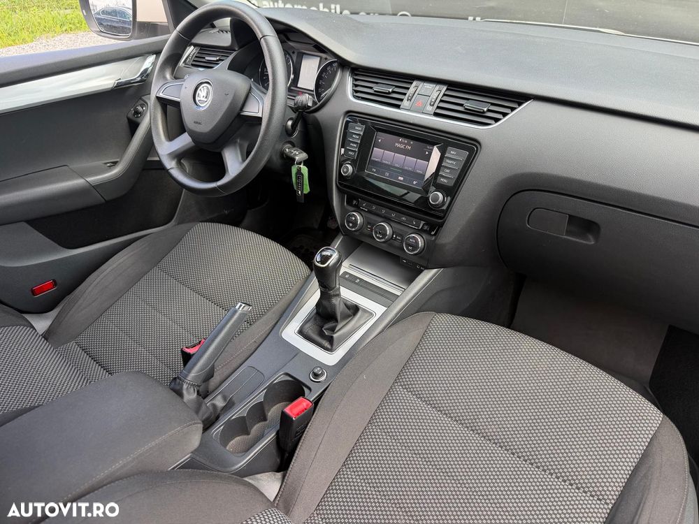 Skoda Octavia 1.6 TDI Green tec Active - 10