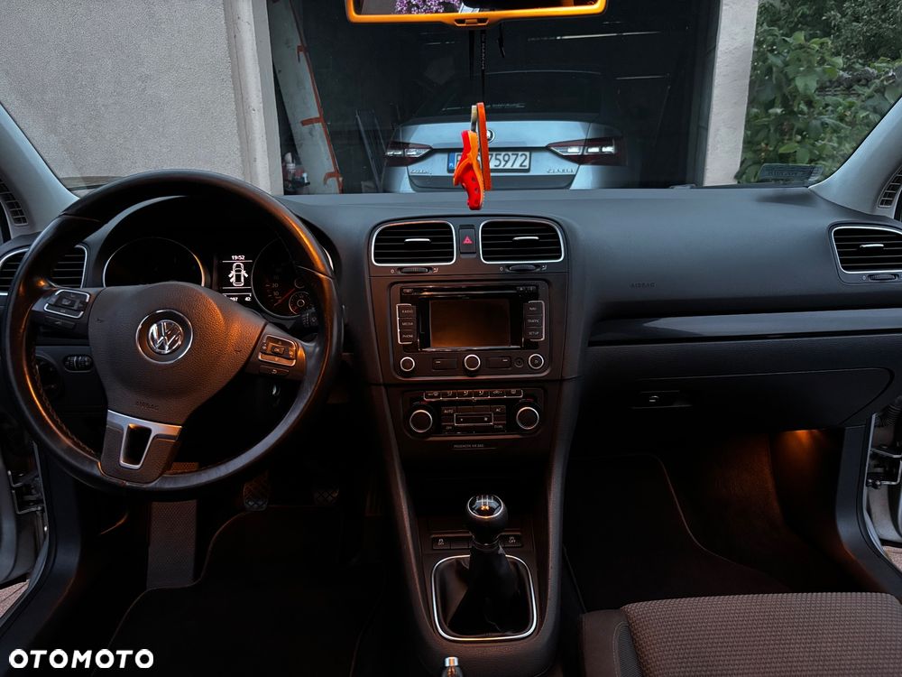 Volkswagen Golf 1.6 TDI BlueMot Comfortline - 6