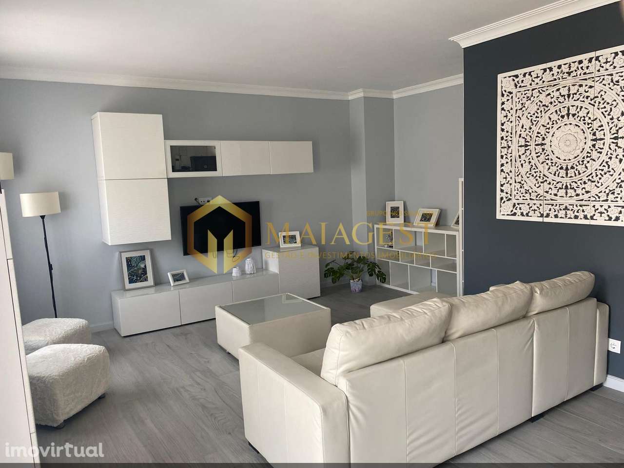 T2 remodelado no centro de Senhora da Hora - Grande imagem: 3/39