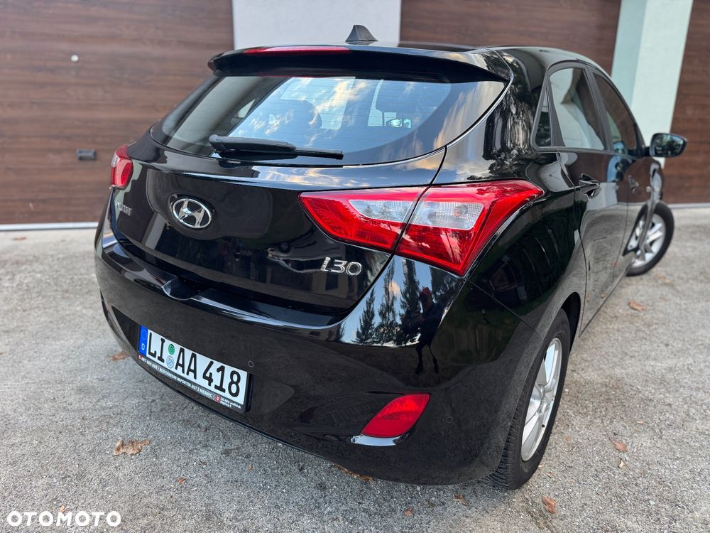Hyundai i30 1.4 Classic - 11