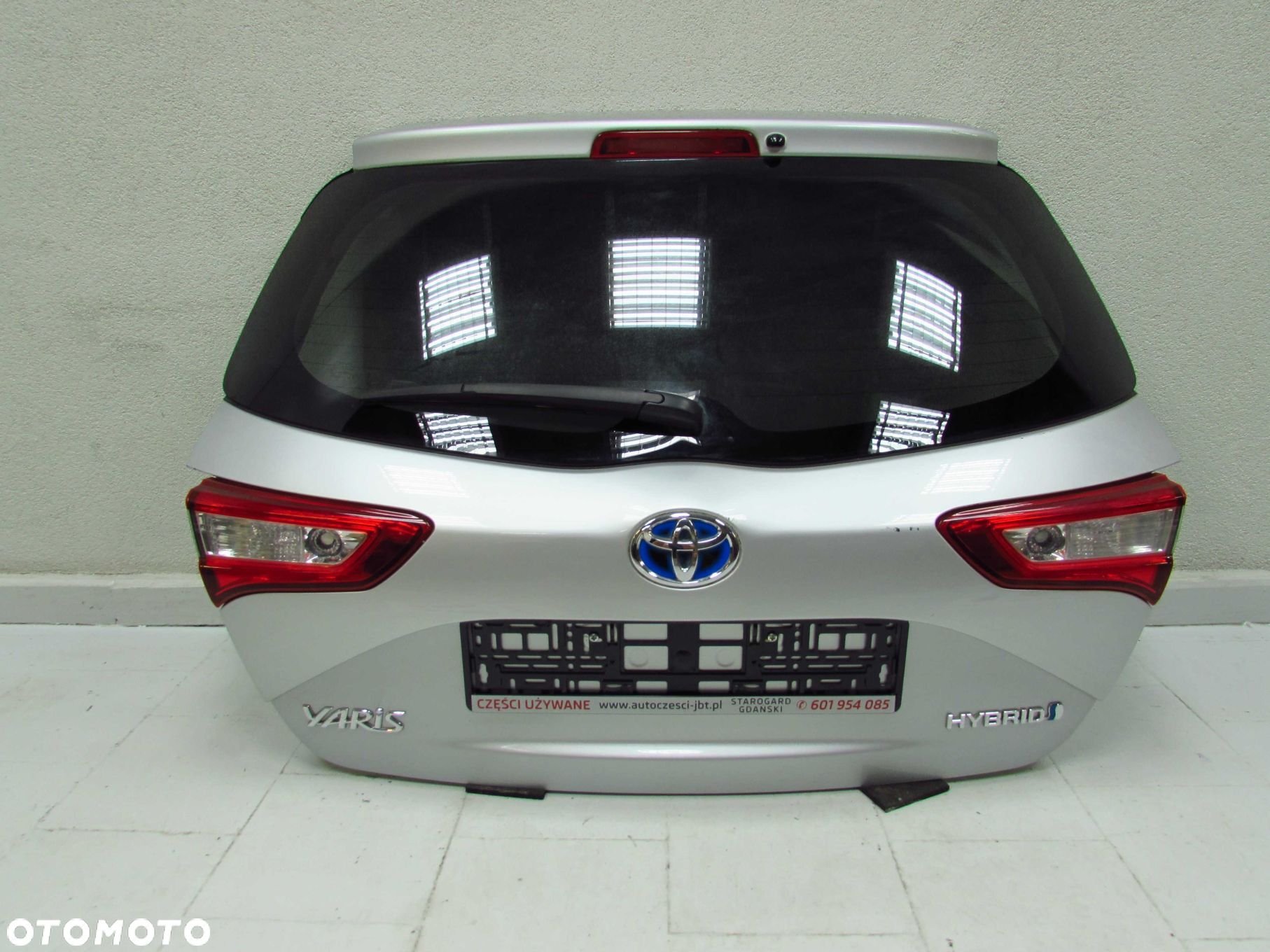 TOYOTA YARIS III LIFT 17-21 KLAPA BAGAZNIKA TYL SZYBA DO ZALOZENIA - 1