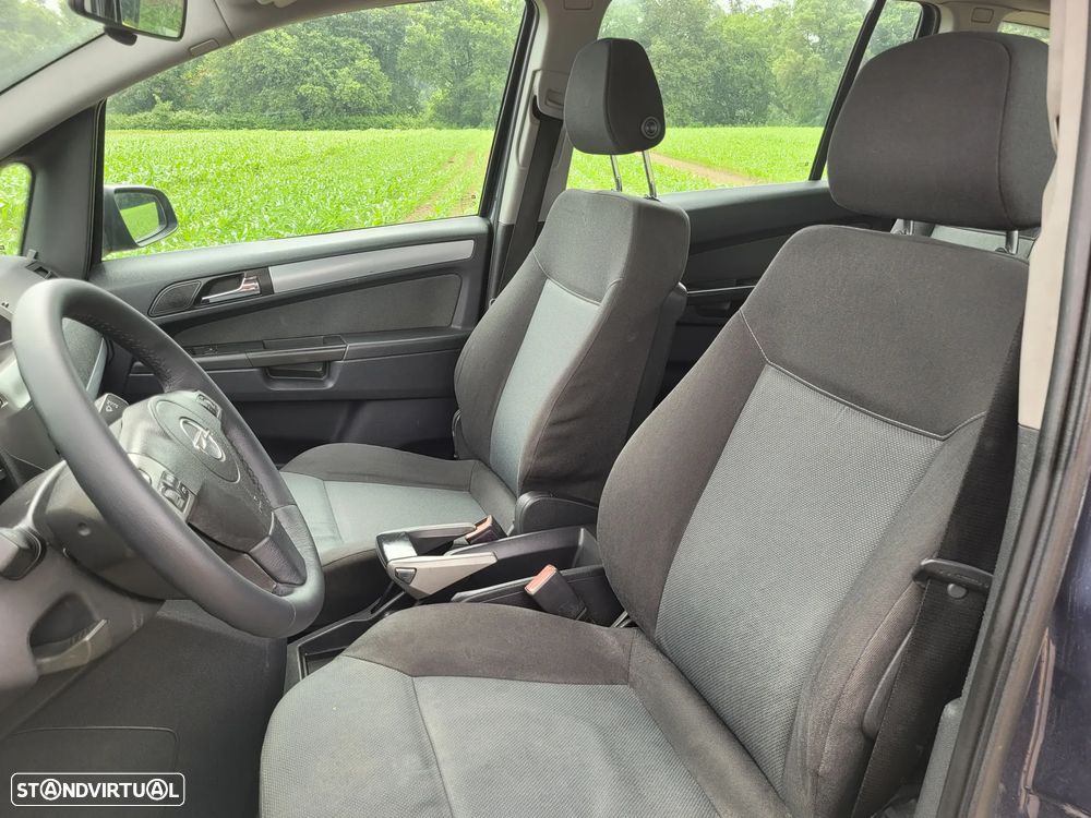 Opel Zafira 1.9 CDTi Cosmo - 7