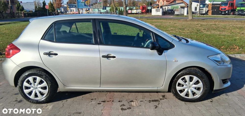 Toyota Auris - 3
