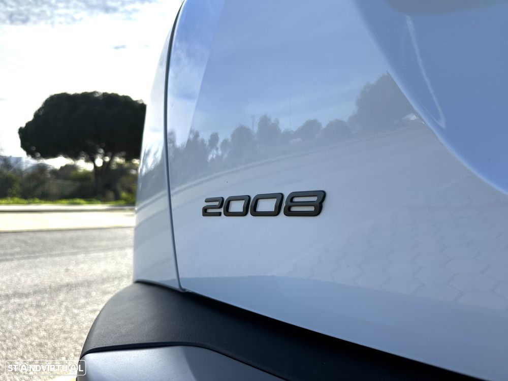 Peugeot 2008 1.2 PureTech Allure Pack - 12