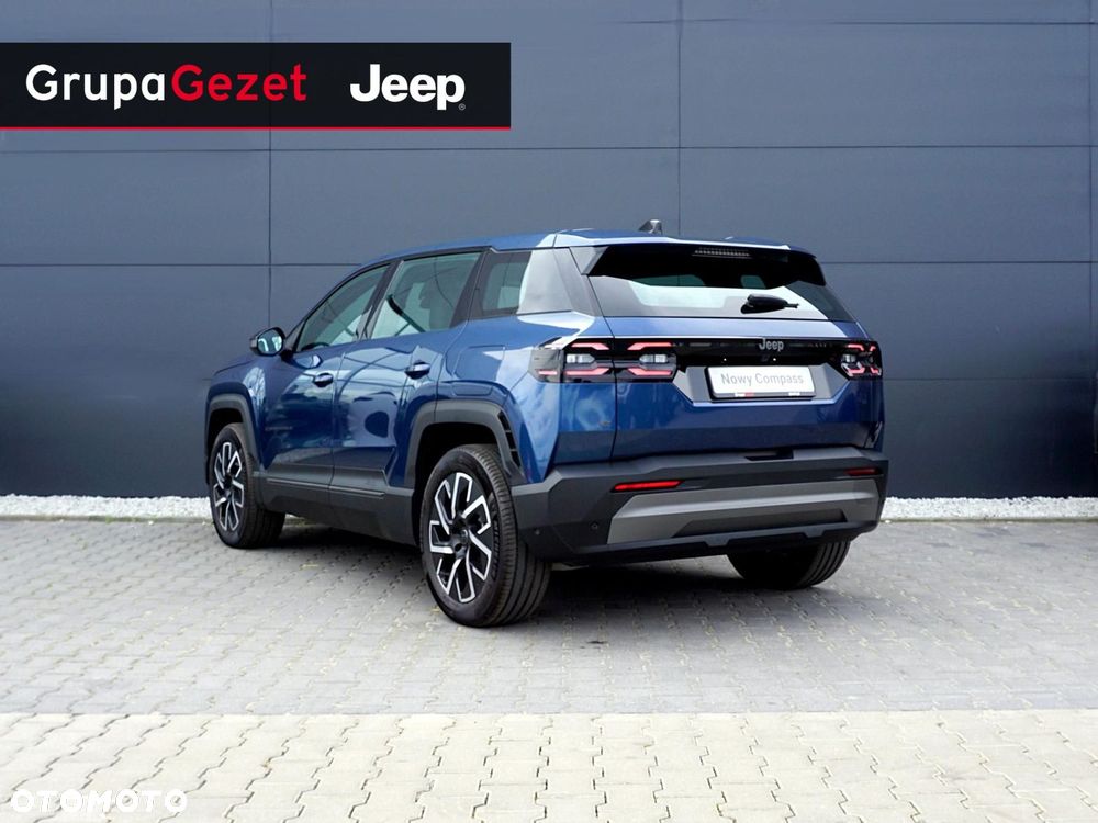 Jeep Compass - 2