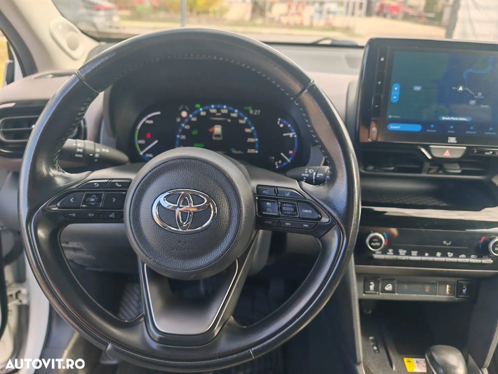 Toyota Yaris Cross 1.5 VVT-i HSD 4x4 Exclusive Adventure - 20