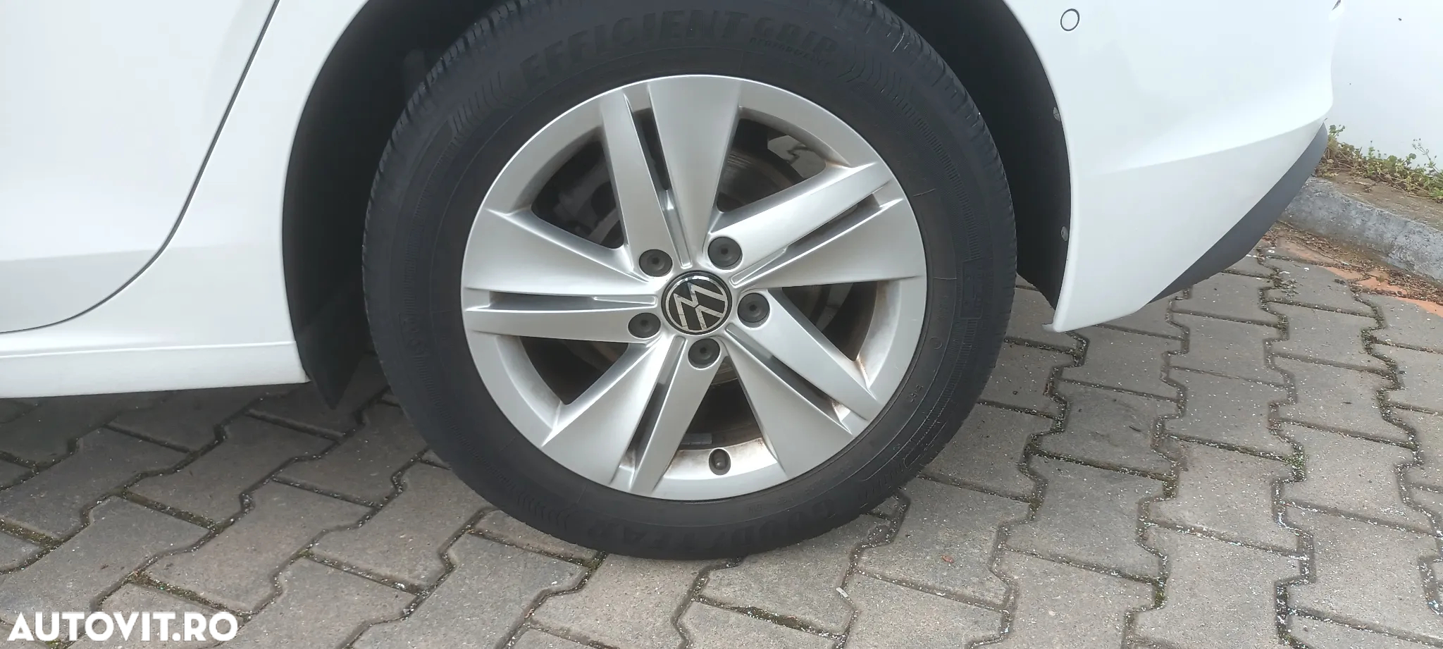 Volkswagen Golf 2.0 TDI Life - 22