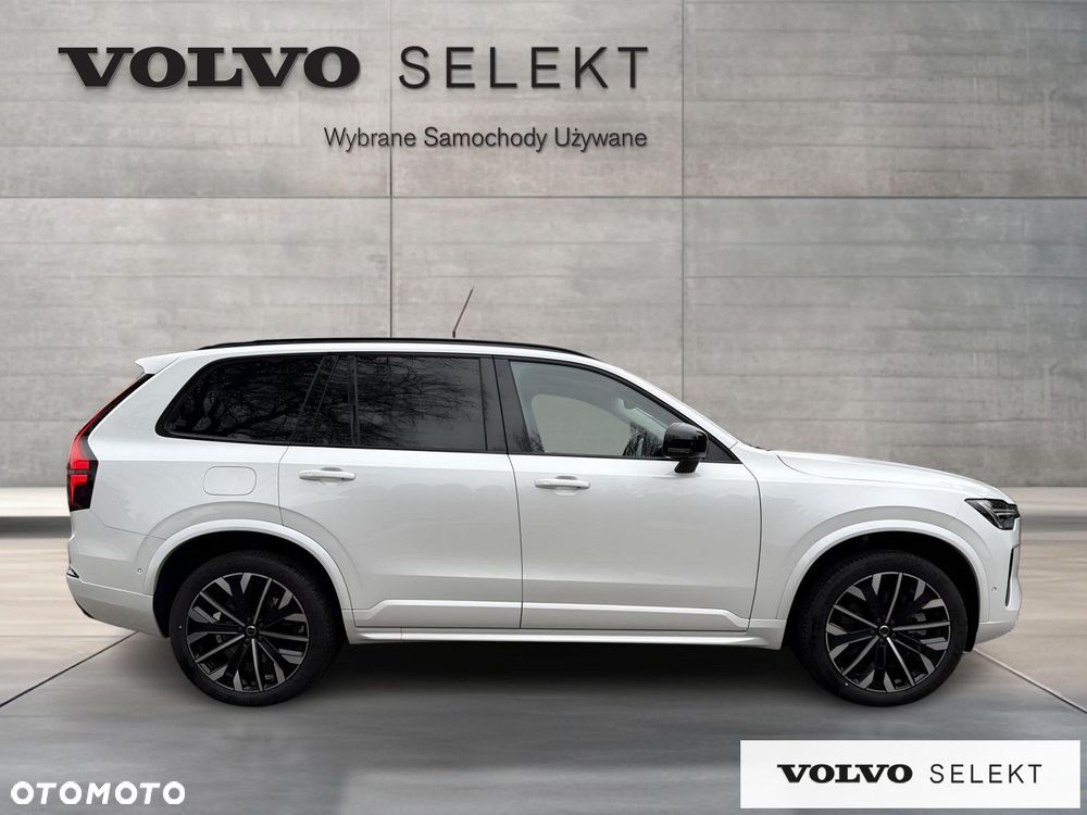 Volvo XC 90 - 8