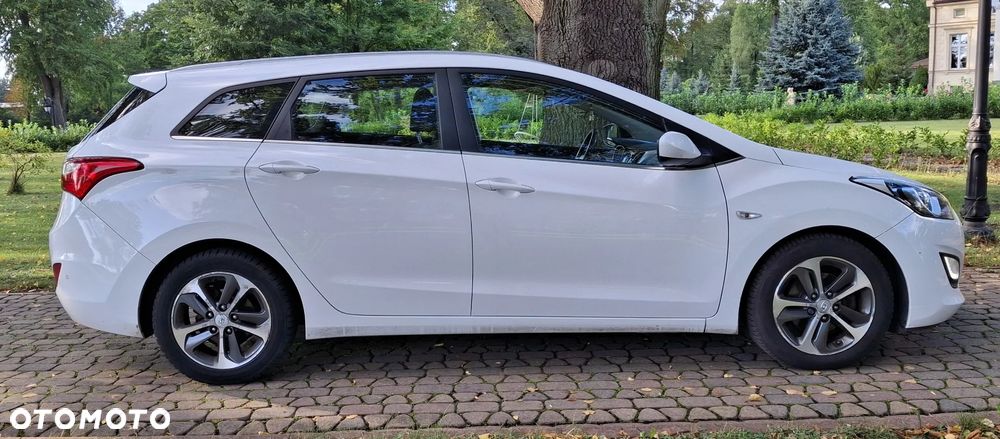 Hyundai i30 1.4 Trend - 6