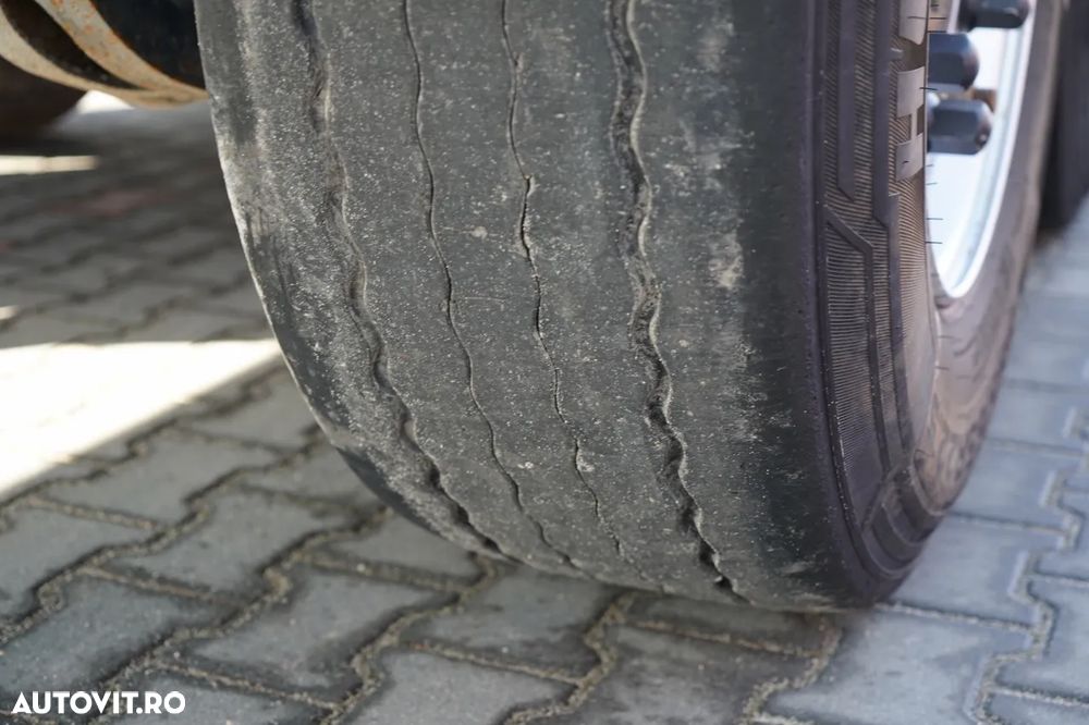 Carnehl BASCĂ CARNHEL / 26 m3 / ALUMINIU / AXĂ RIDICATĂ / SAF / GREUTATE: 5.300 KG / - 16