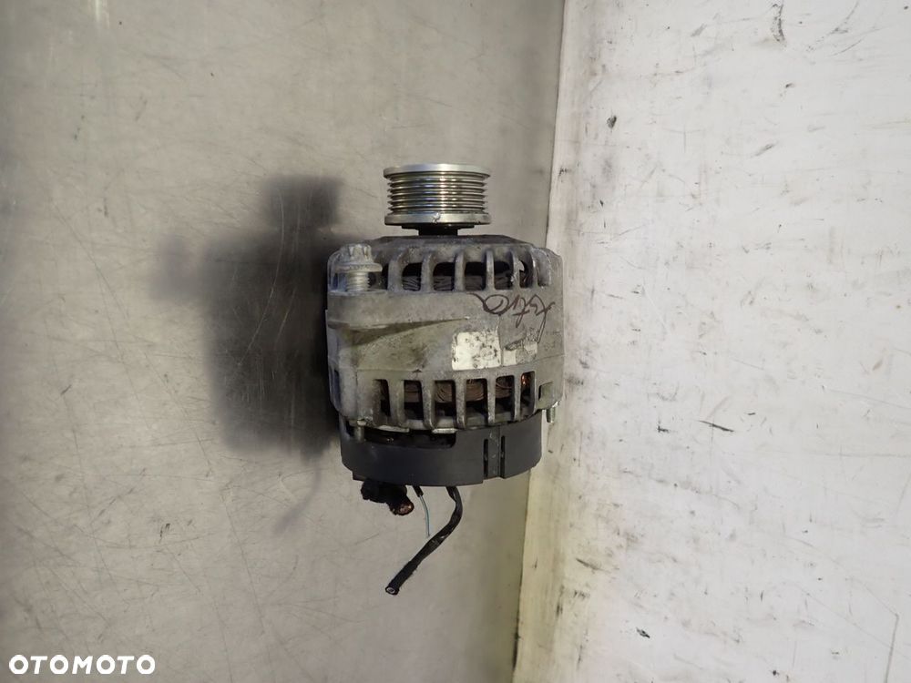 ALTERNATOR OPEL ASTRA H - 1