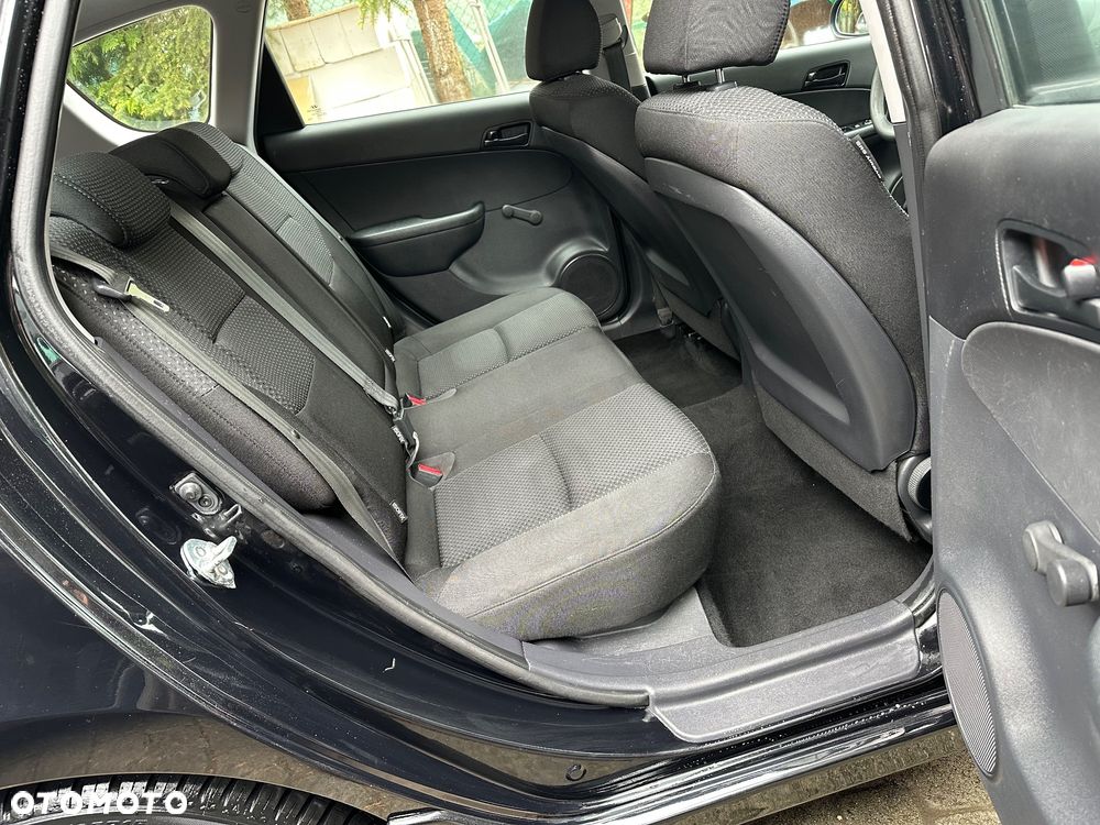 Hyundai i30 1.6 Classic + - 27