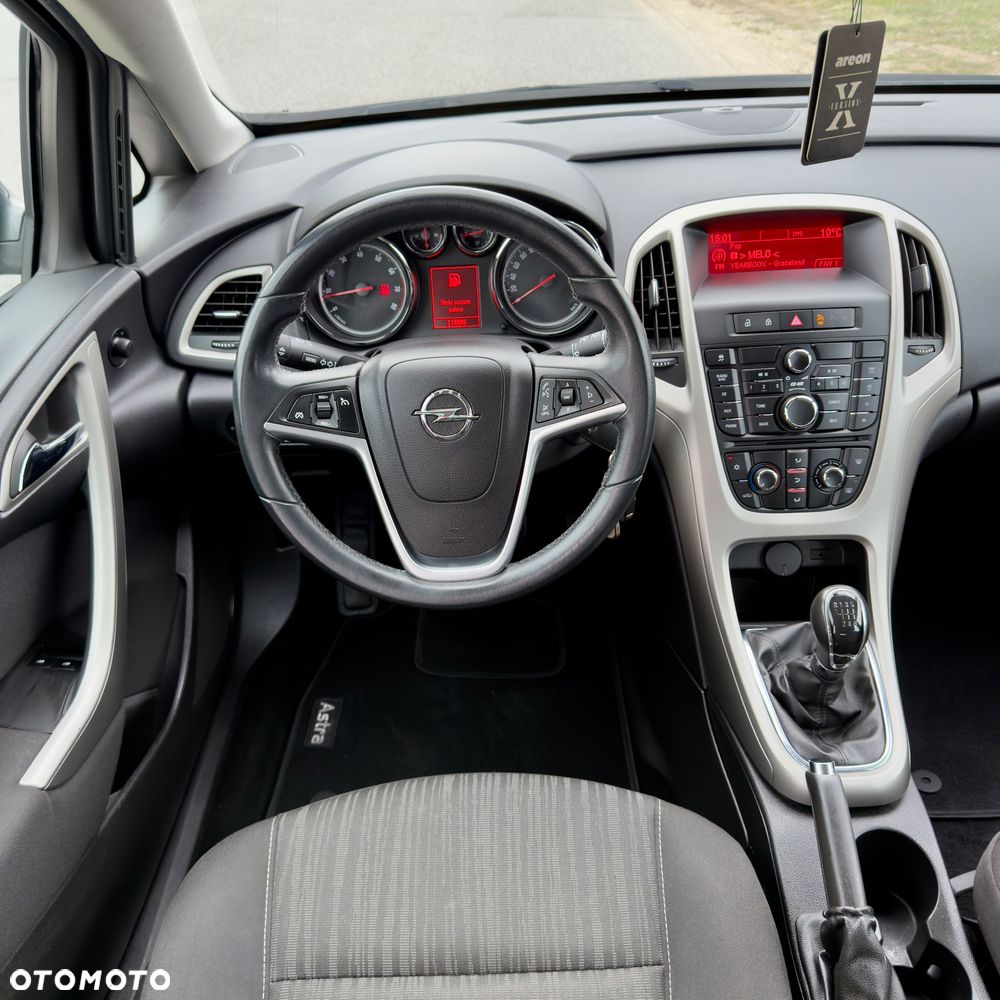 Opel Astra 1.4 Turbo Color Edition - 12