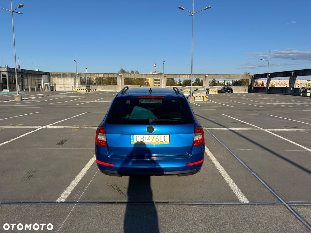 Skoda Octavia 1.6 TDI DPF Elegance - 6