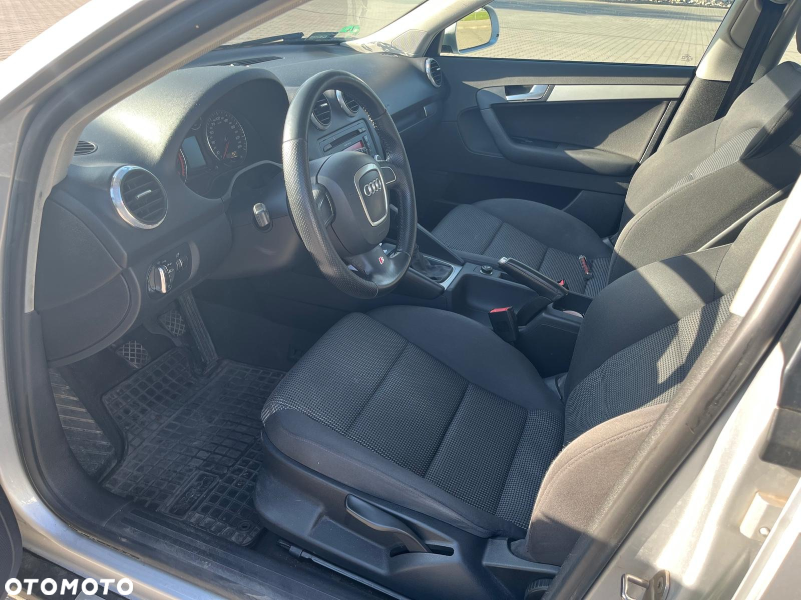 Audi A3 - 8