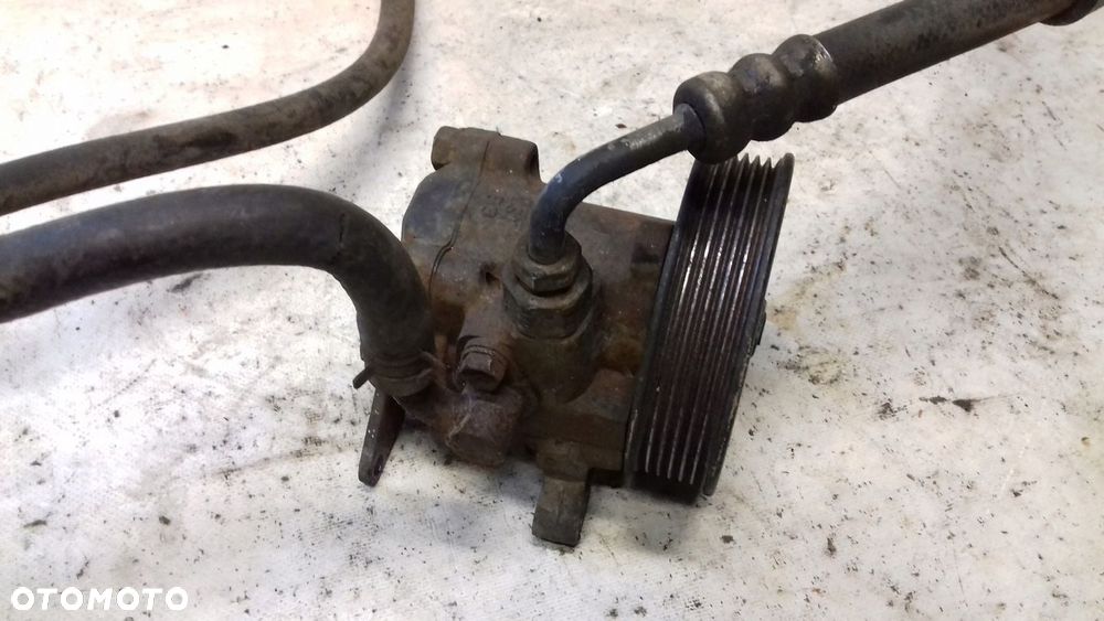 POMPA WSPOMAGANIA PRZEWÓD ZBIORNICZEK SSANGYONG KORANDO MUSSO 2.9 96- - 3