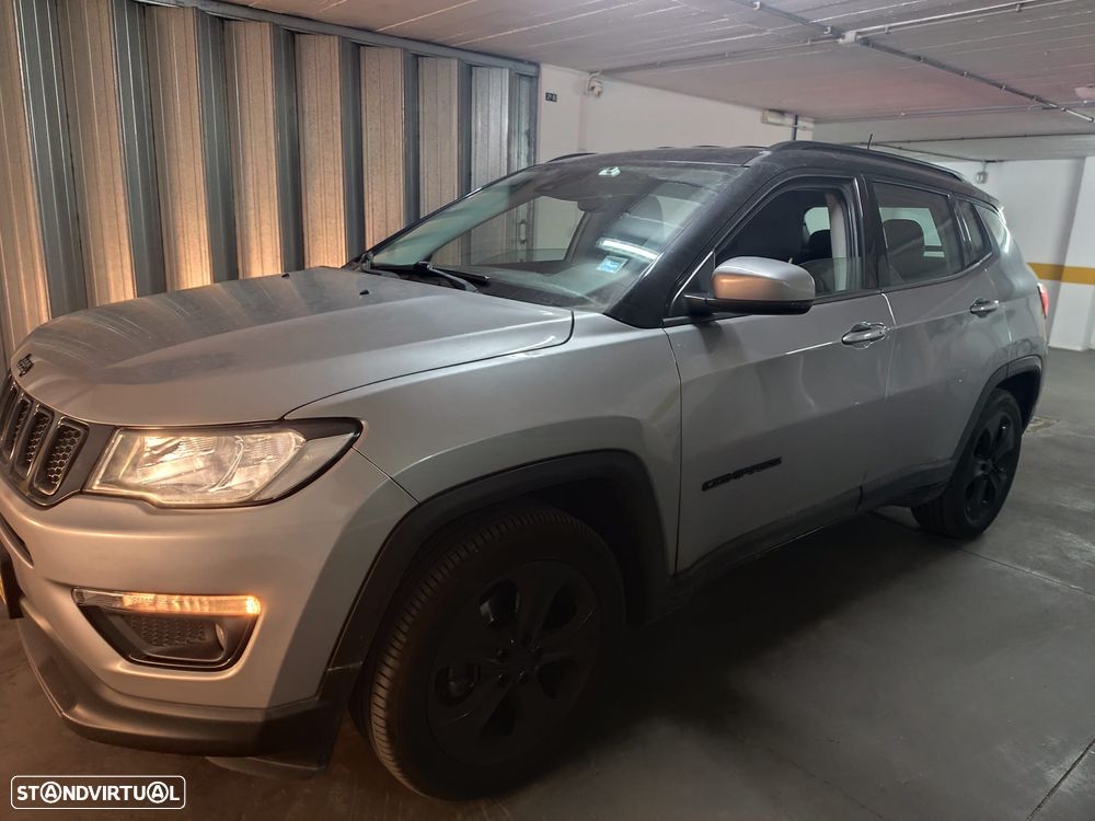 Jeep Compass 1.6 M-Jet Night Eagle — fotografia 8