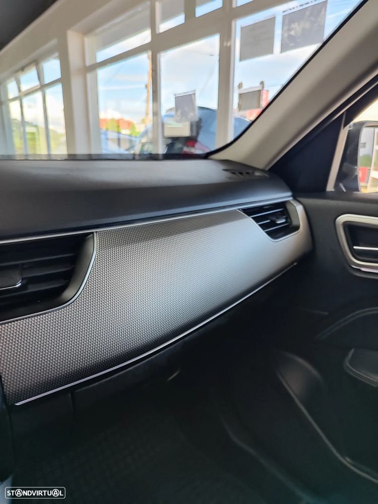 Renault Arkana 1.3 TCe Techno EDC - 36