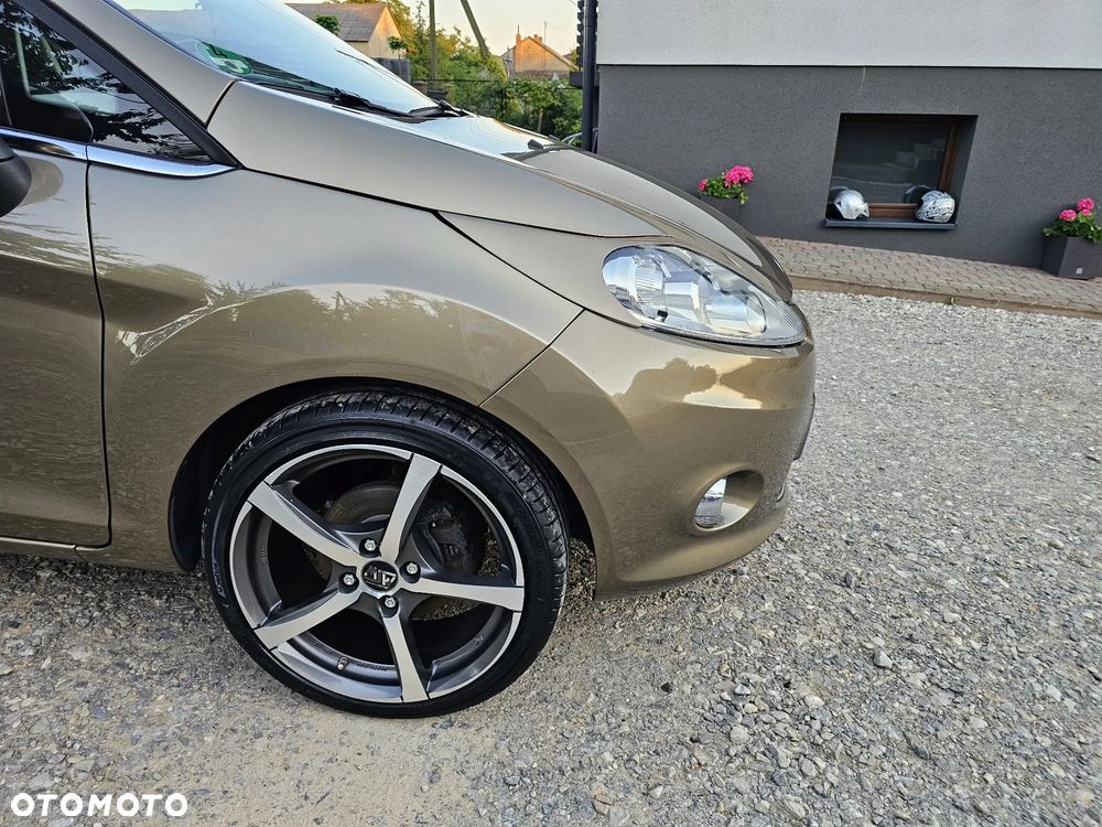Ford Fiesta 1.6 Ti-VCT Titanium - 31