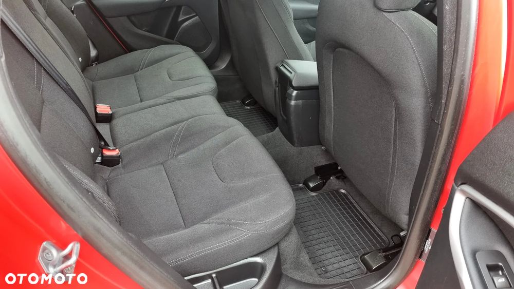 Volvo V40 Cross Country D2 - 13