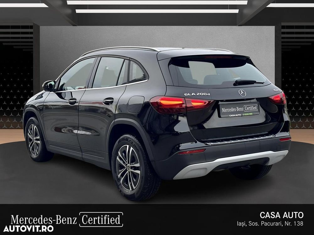 Mercedes-Benz GLA 200 d 4MATIC Aut. - 4