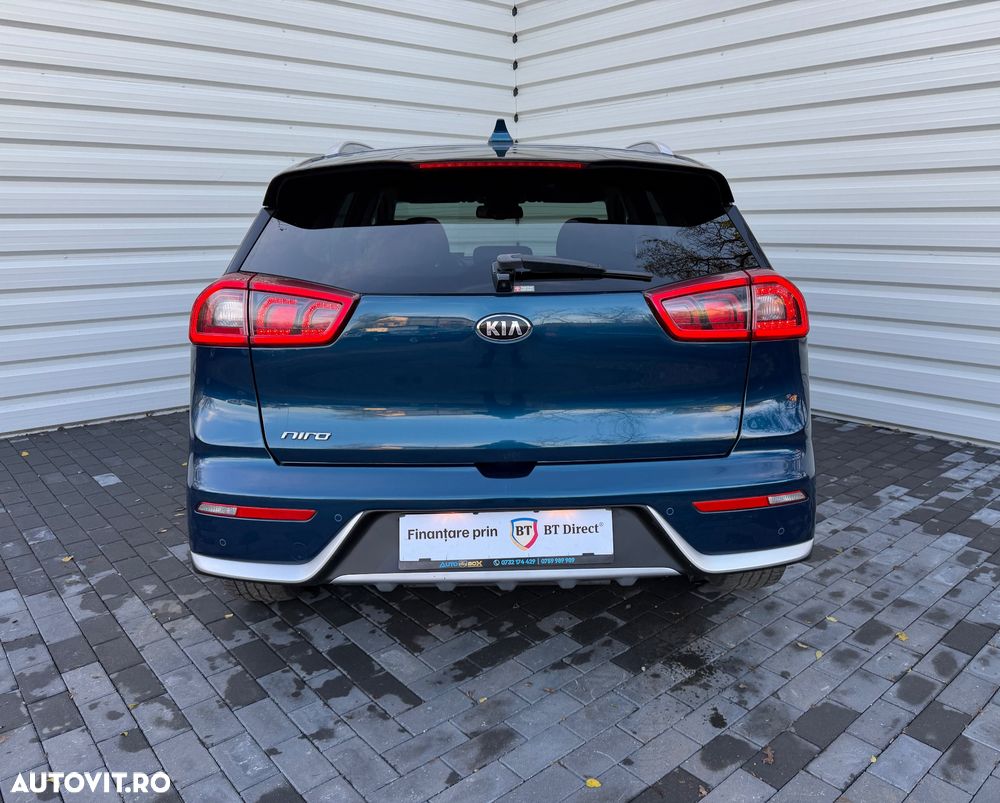 Kia Niro 1.6 GDI 2WD Aut. Vision - 2