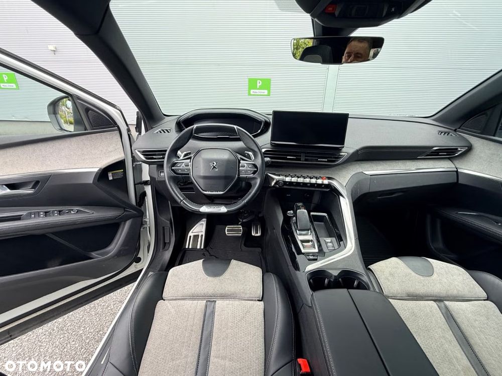 Peugeot 3008 1.6 PureTech HYbrid4 GT S&S EAT8 - 8