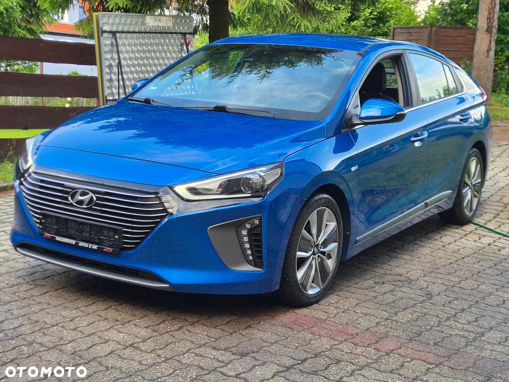 Hyundai IONIQ - 9