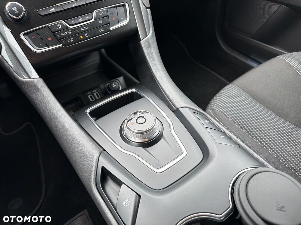 Ford Mondeo - 16