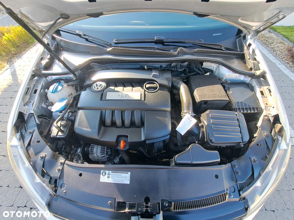 Volkswagen Golf - 20